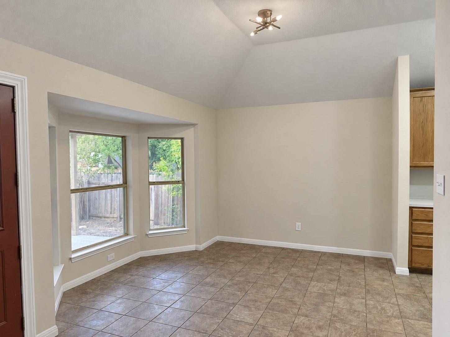 306 Debora DR, Georgetown, TX 78628