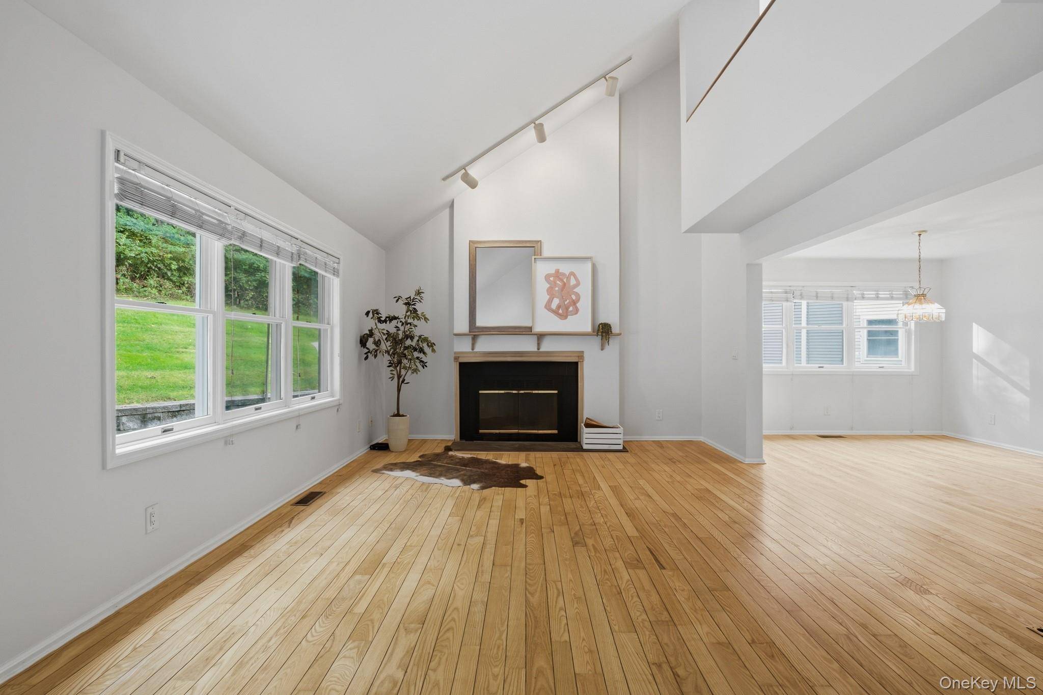 1452 Iroquois ST, Shrub Oak, NY 10588