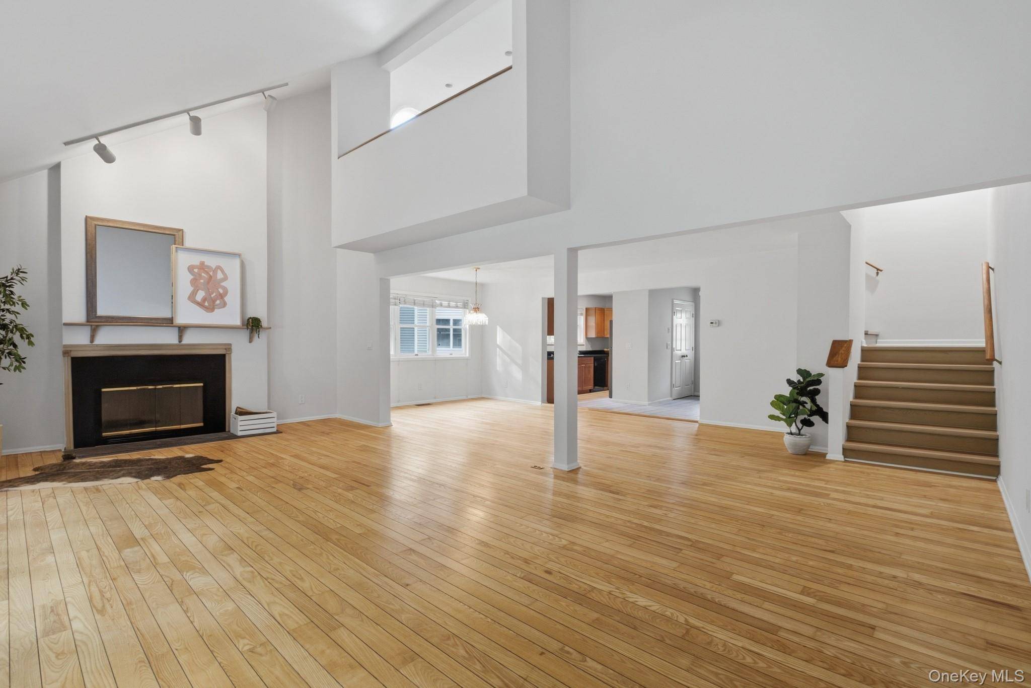 1452 Iroquois ST, Shrub Oak, NY 10588