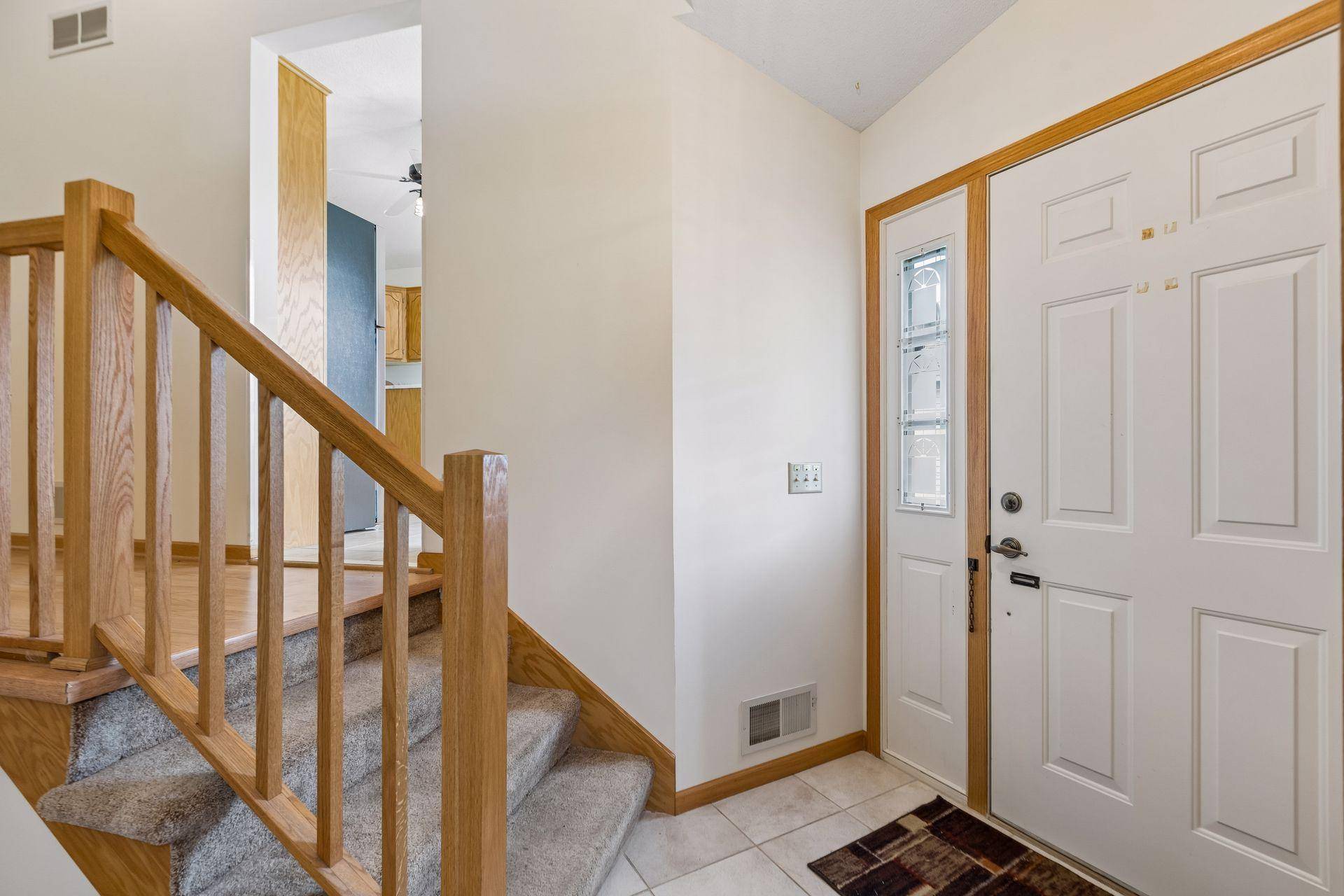 5734 Heather Ridge DR, Shoreview, MN 55126