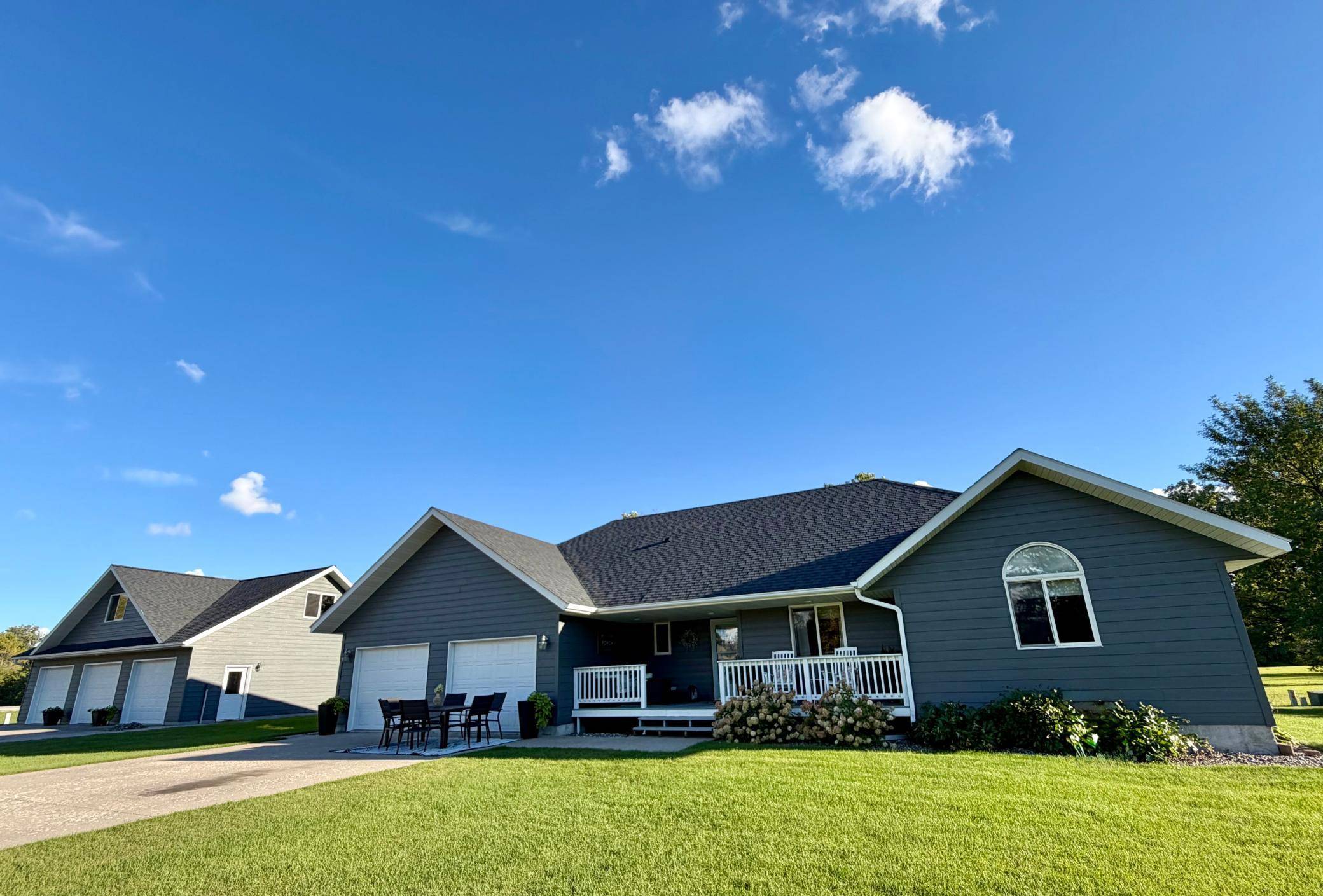 1012 6th ST SE, Roseau, MN 56751