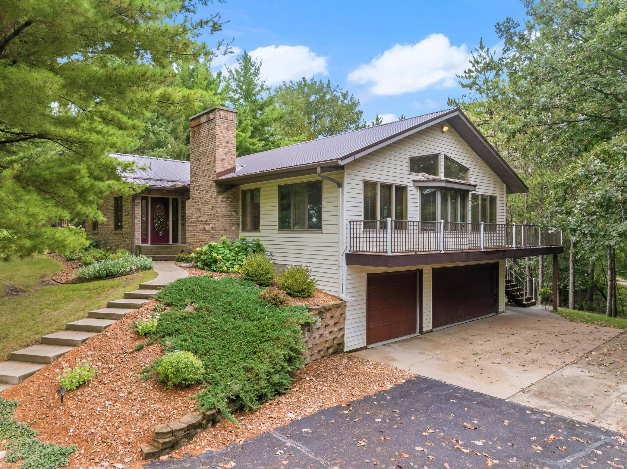 101 Park LN, Kenyon, MN 55946