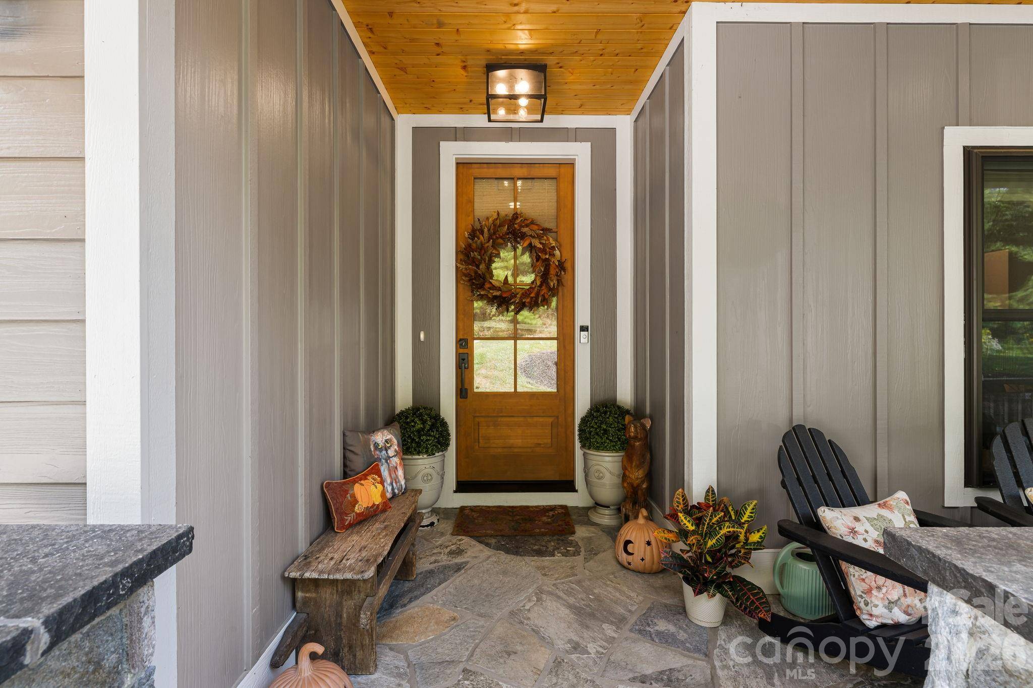 14 Sugarland Ridge TRL, Fairview, NC 28730