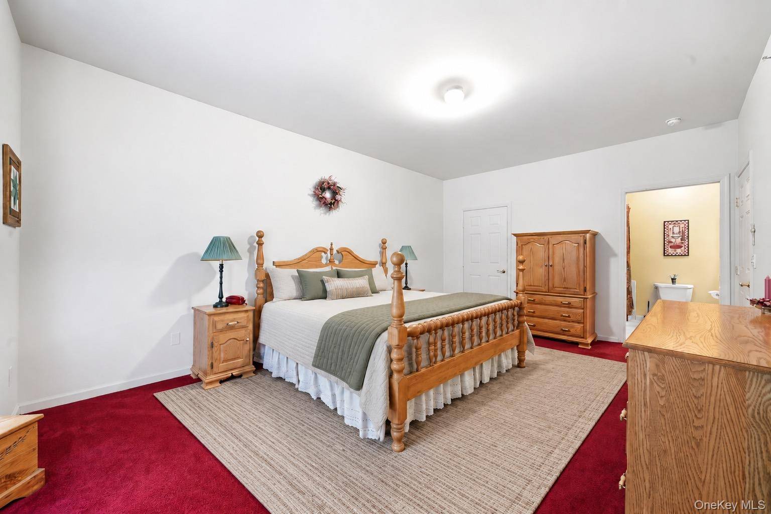 240 Ira RD, Mount Sinai, NY 11766