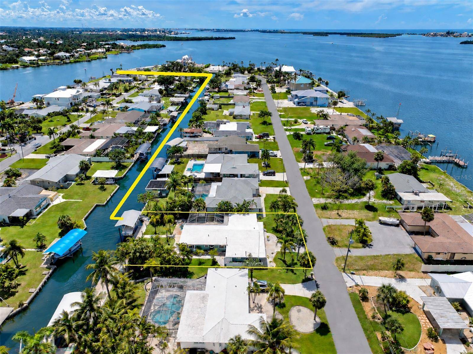 1429 LEMON BAY DR, Englewood, FL 34223