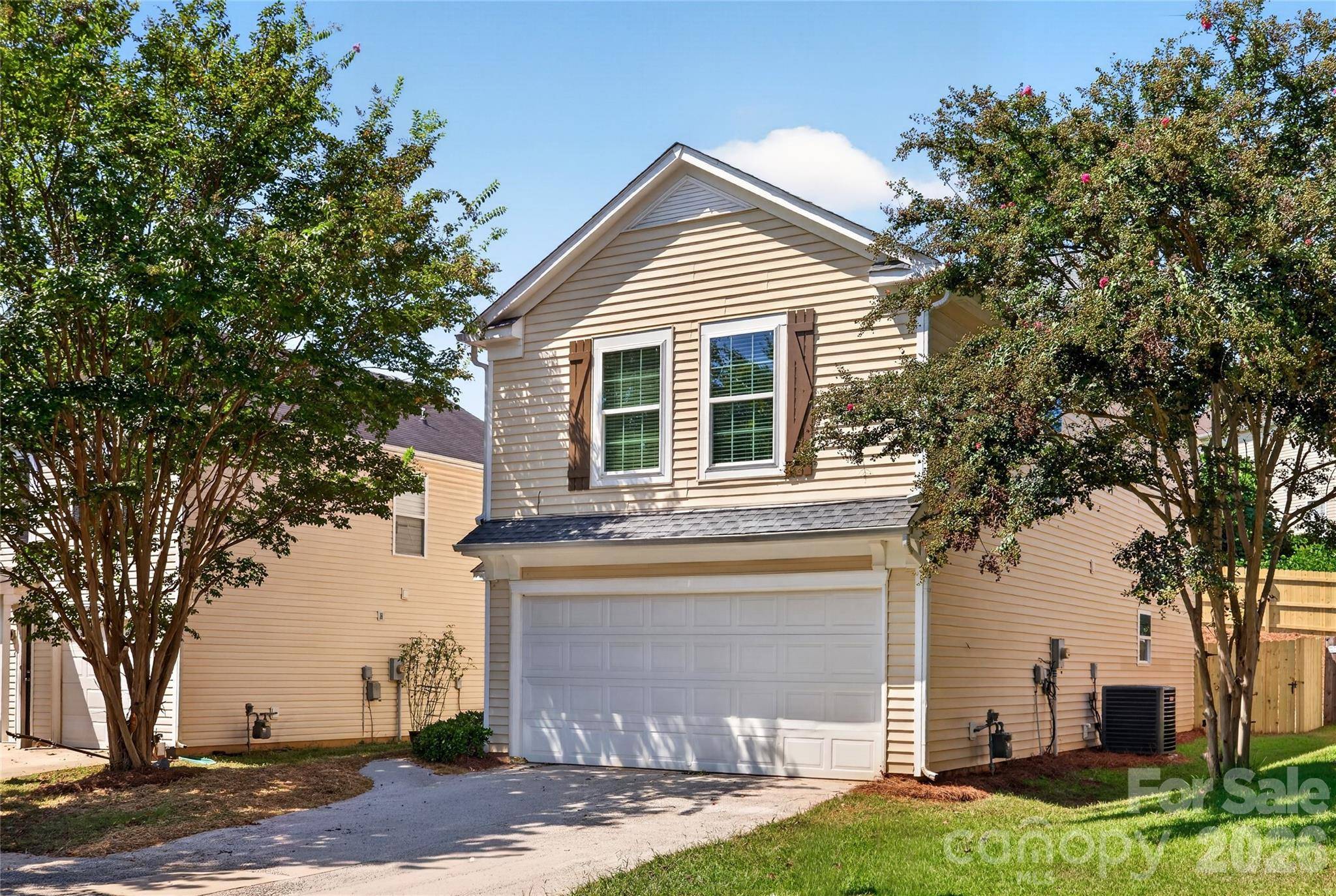 2629 Stream Bank DR, Charlotte, NC 28269