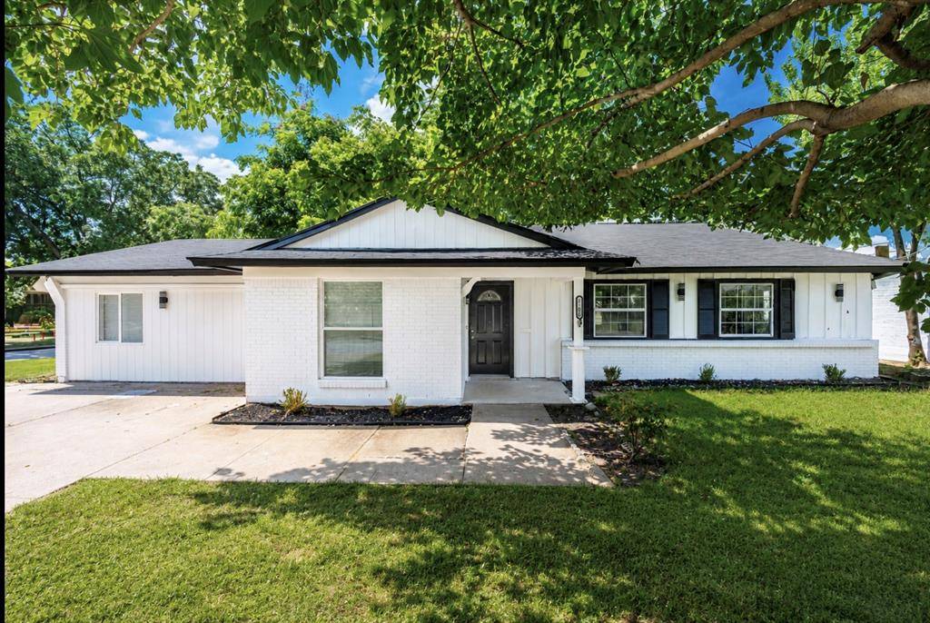 1208 Andrews Street, Arlington, TX 76011