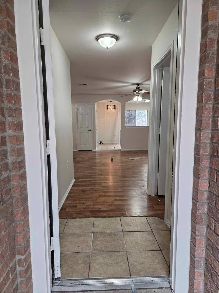 12709 Sky Harbor DR, Del Valle, TX 78617