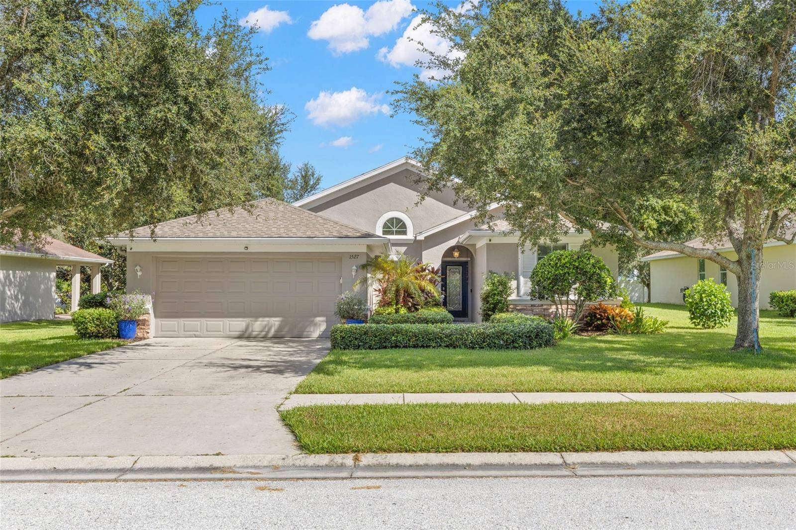 1527 RIVER CT, Tarpon Springs, FL 34689