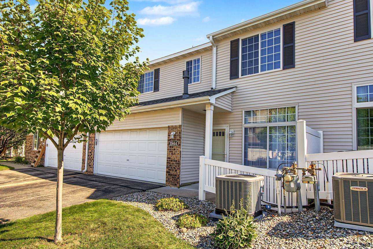 1944 Mockingbird AVE, Shakopee, MN 55379