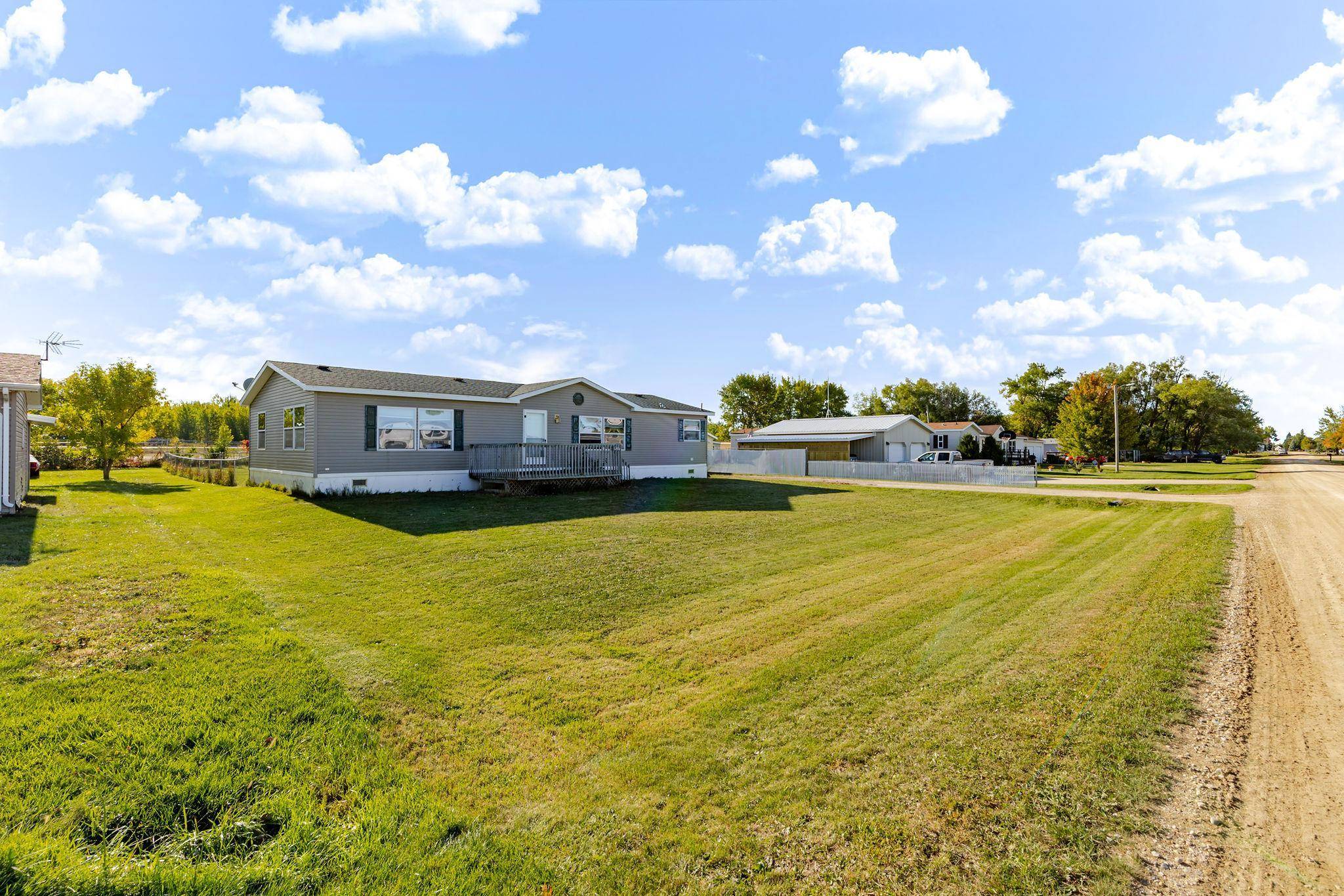 146 4th ST, Walcott, ND 58077