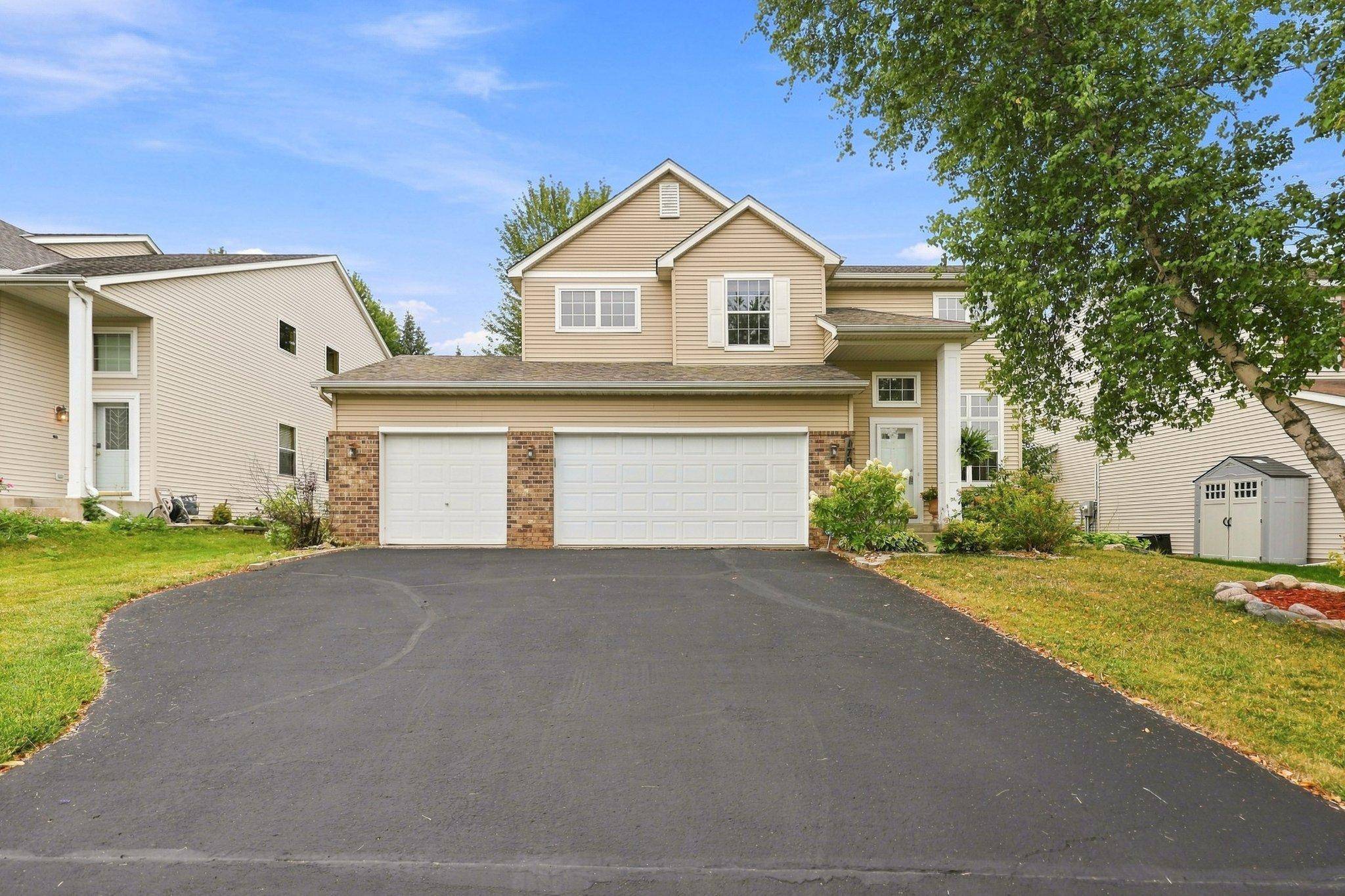 17993 89th PL N, Maple Grove, MN 55311