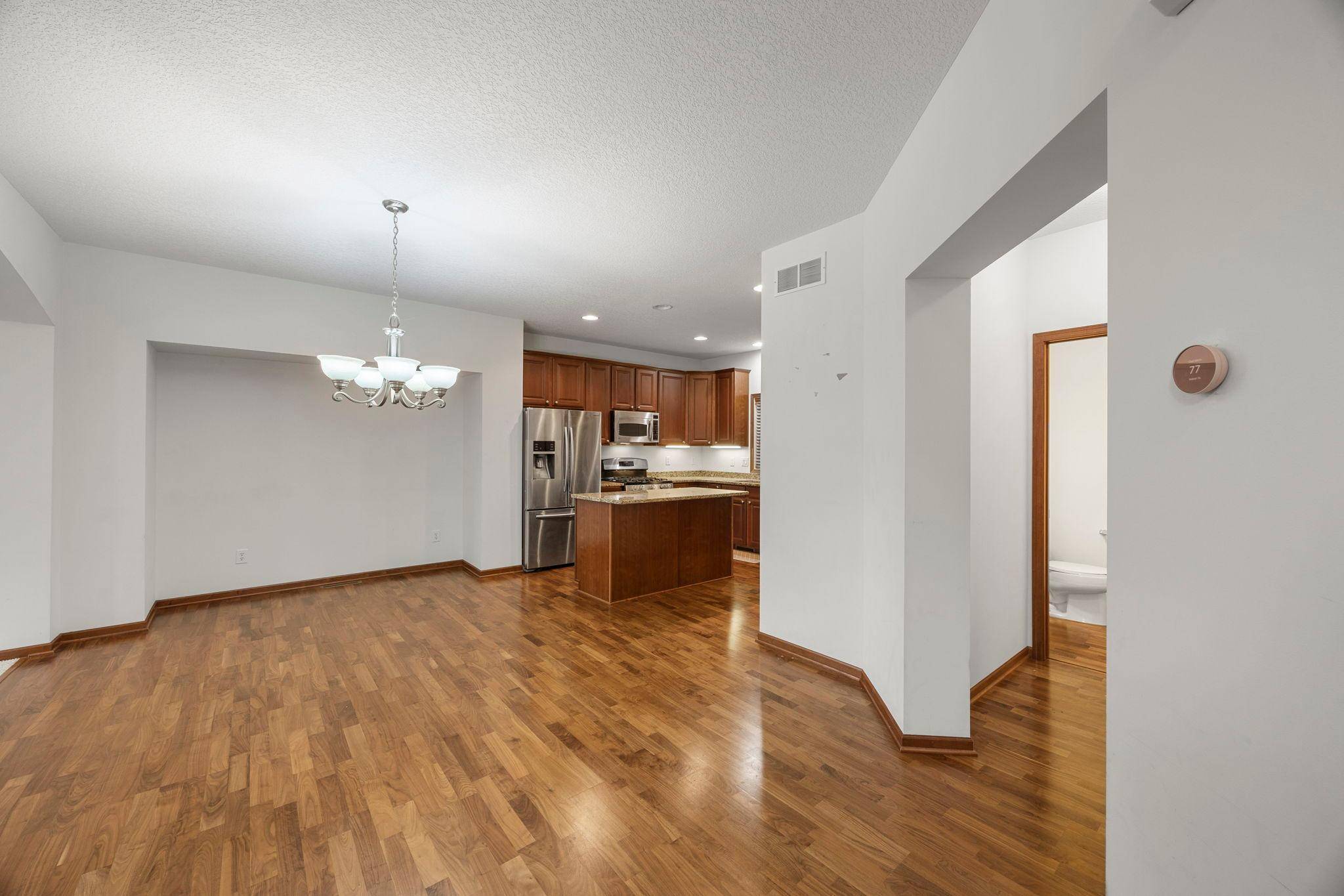4022 Cedar Grove LN, Eagan, MN 55122