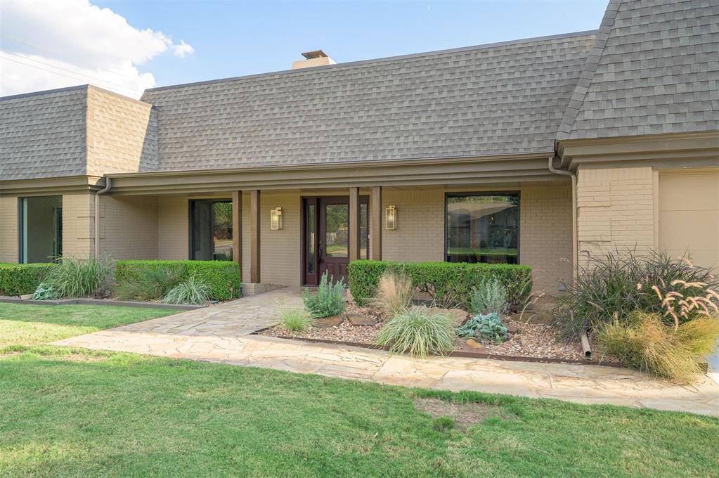 2900 Drakestone AVE, Oklahoma City, OK 73120