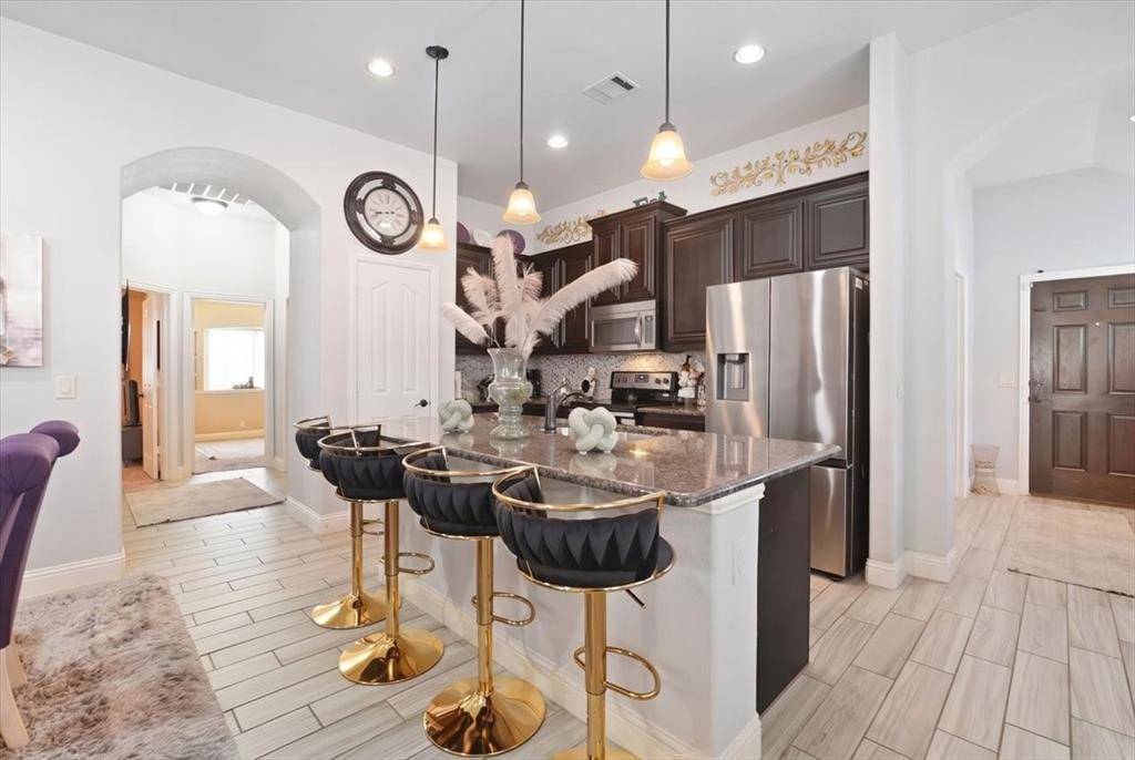 4332 Sweet Clover Lane, Fort Worth, TX 76036