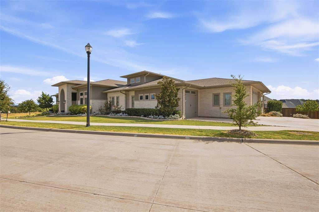 402 Appaloosa Run, Argyle, TX 76226