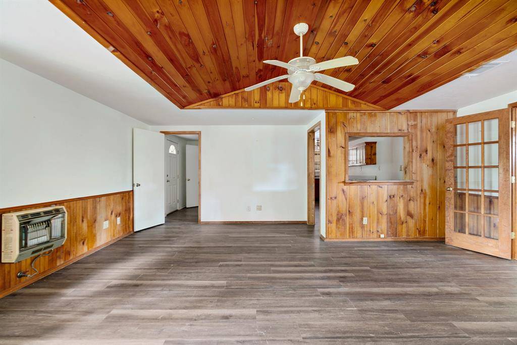 148 County Road 35950, Arthur City, TX 75411