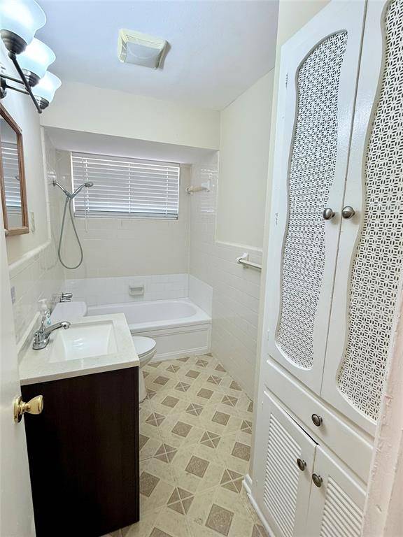 1310 Hampshire Lane, Richardson, TX 75080