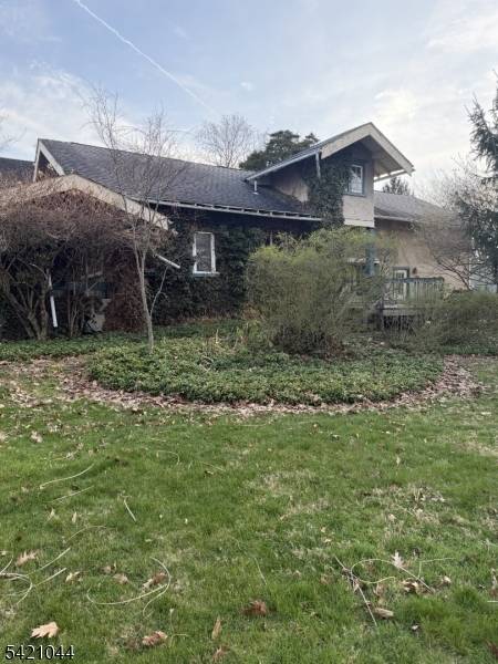 37 Parker St, Belvidere Twp., NJ 07823