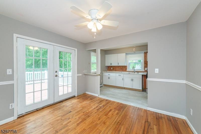17 Oakwood Ave, Pequannock Twp., NJ 07440