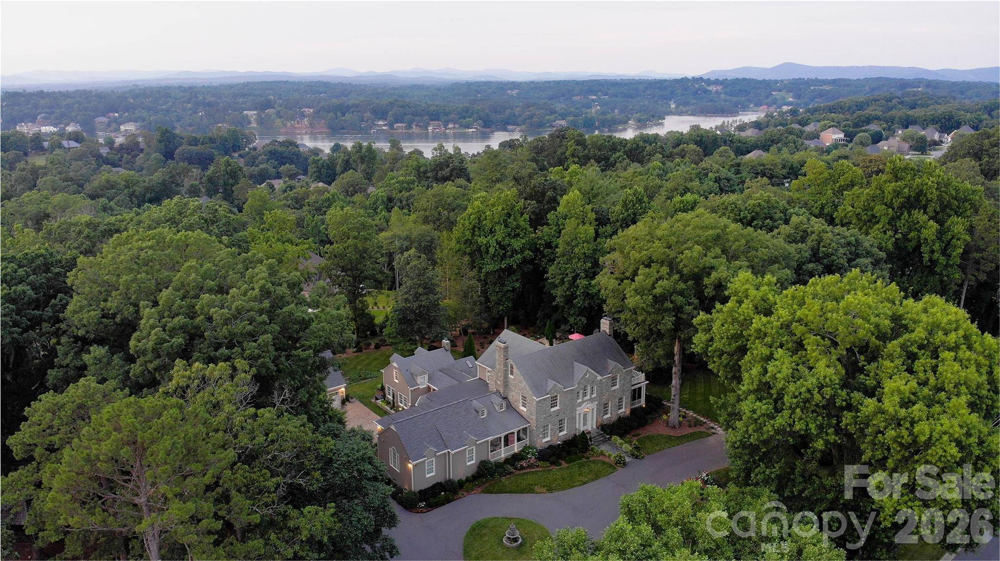 Address not disclosed, Hickory, NC 28601