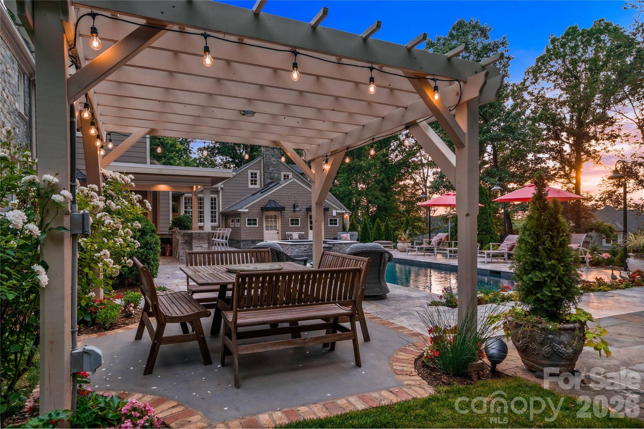 Address not disclosed, Hickory, NC 28601
