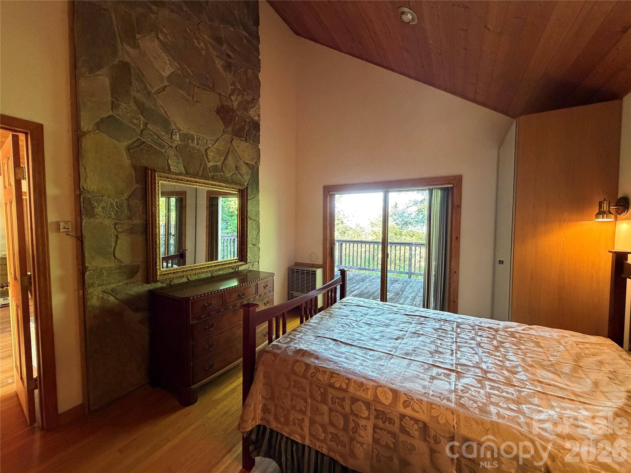 697 Grassy Mountain RD, Little Switzerland, NC 28749