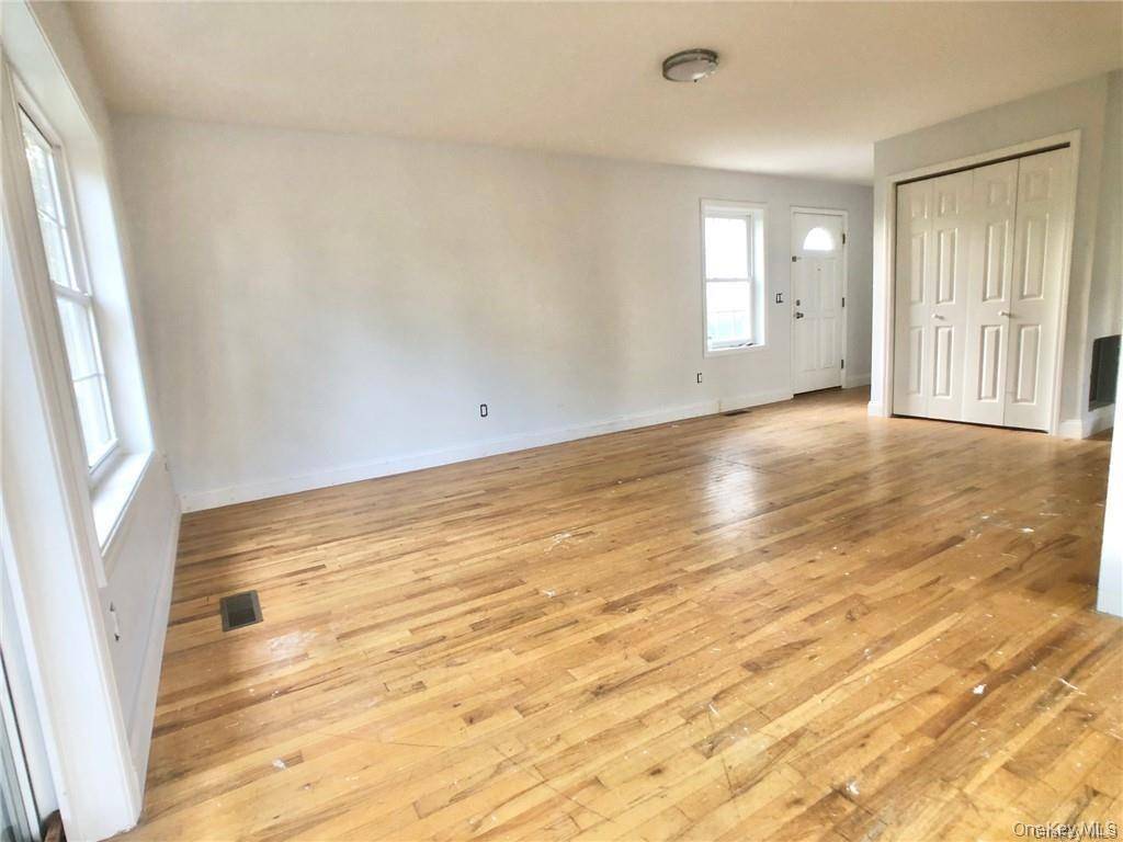 182 Lincoln AVE #1, New Rochelle, NY 10801
