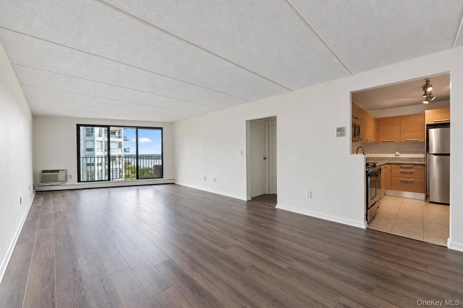 1155 Warburton AVE #7H, Yonkers, NY 10701