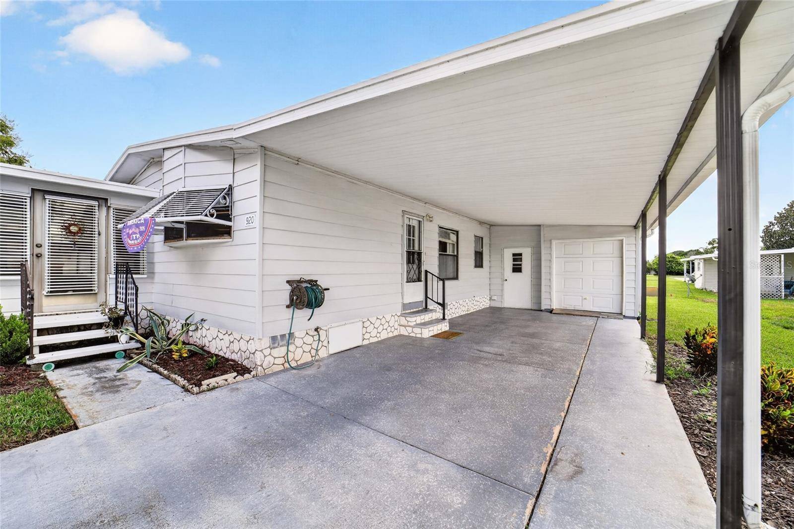 920 SILVER OAK AVE, The Villages, FL 32159