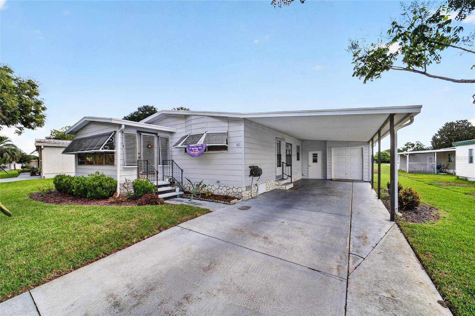 920 SILVER OAK AVE, The Villages, FL 32159