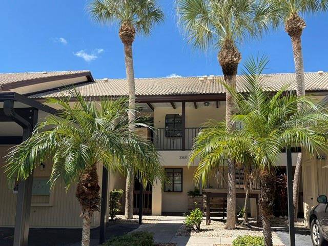 360 THREE LAKES LN #H, Venice, FL 34285