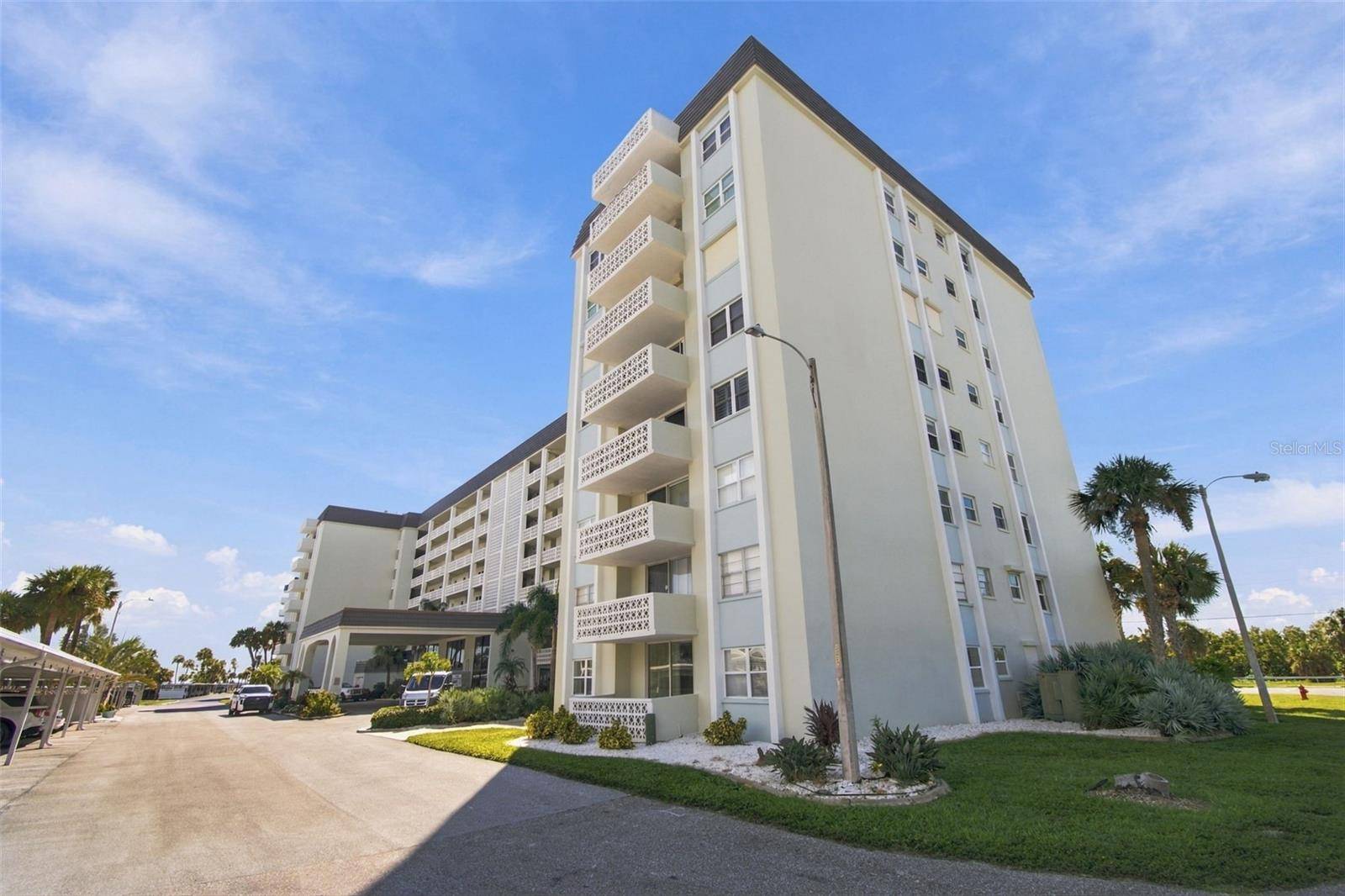 9 FORBES PL #412, Dunedin, FL 34698