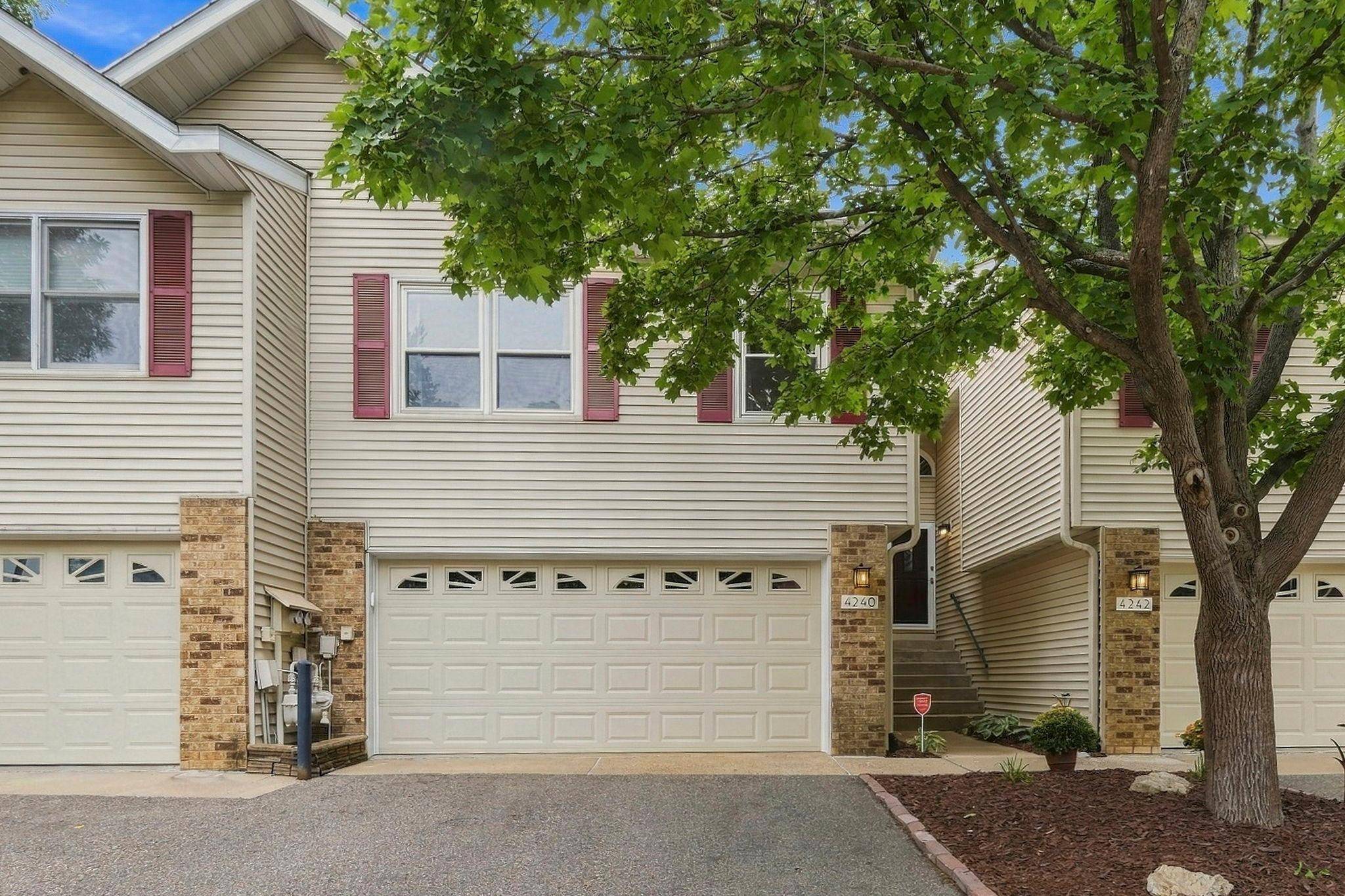 4240 Boulder Ridge PT, Eagan, MN 55122