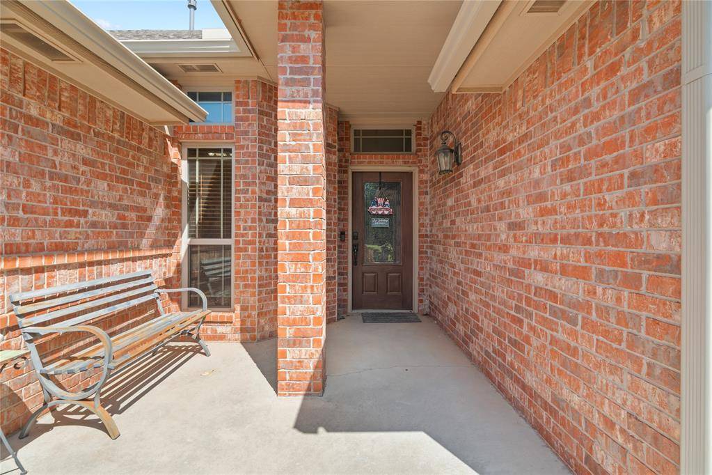 12833 NW 6th ST, Yukon, OK 73099