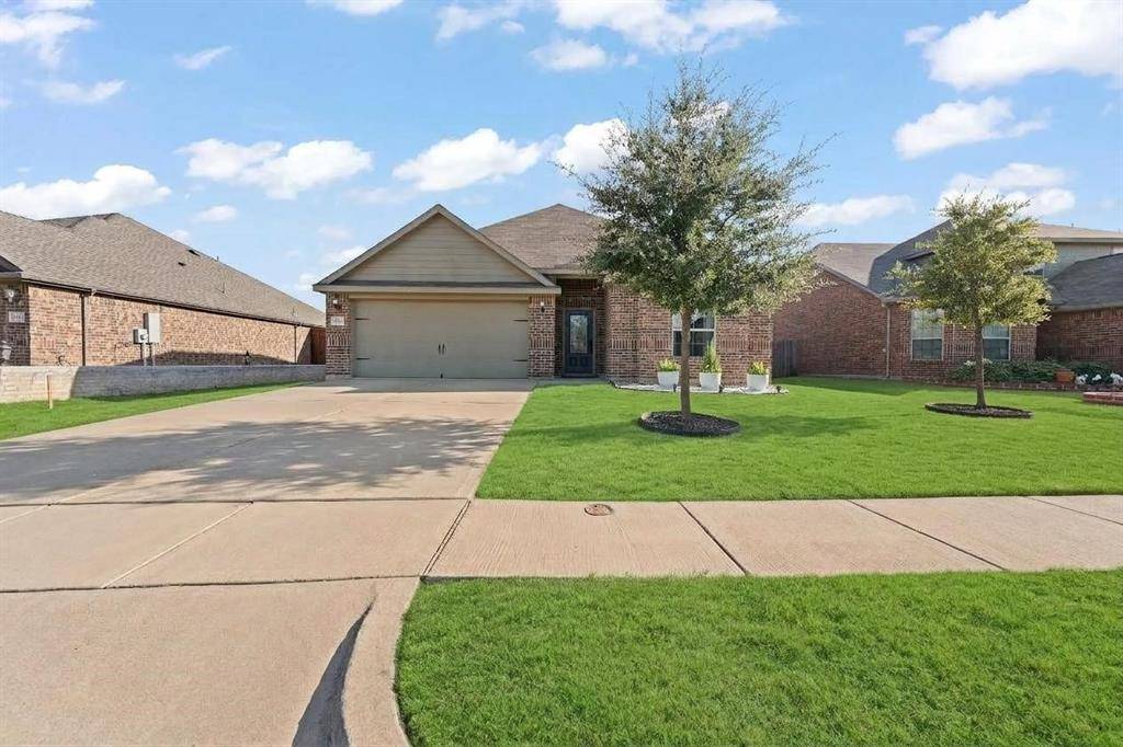 1529 Millennium Drive, Crowley, TX 76036