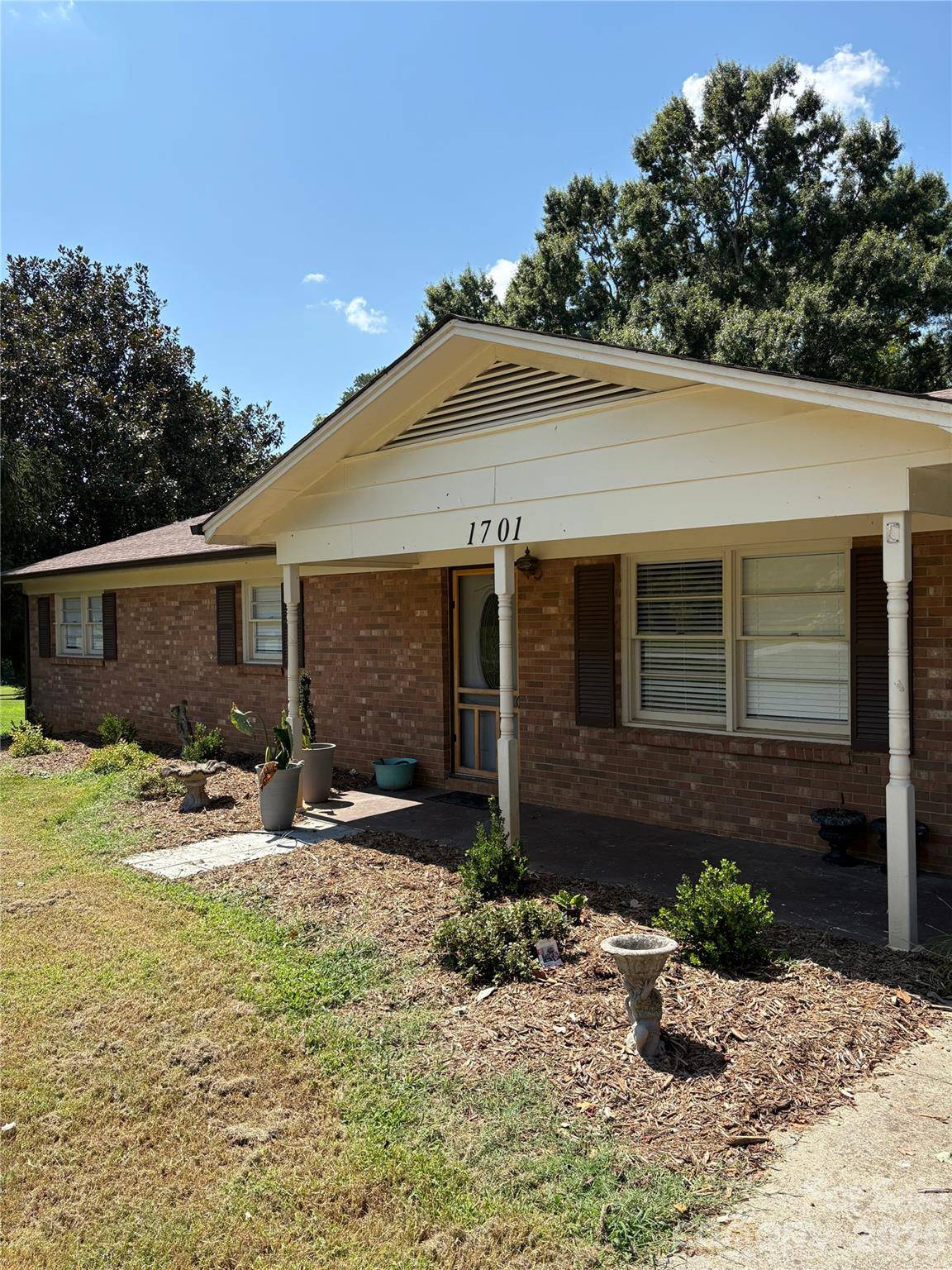 1701 Richey RD, Taylorsville, NC 28681