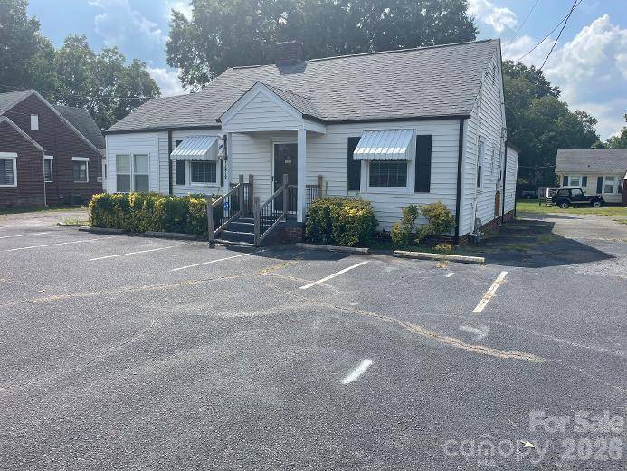 1670 Dale Earnhardt BLVD, Kannapolis, NC 28083