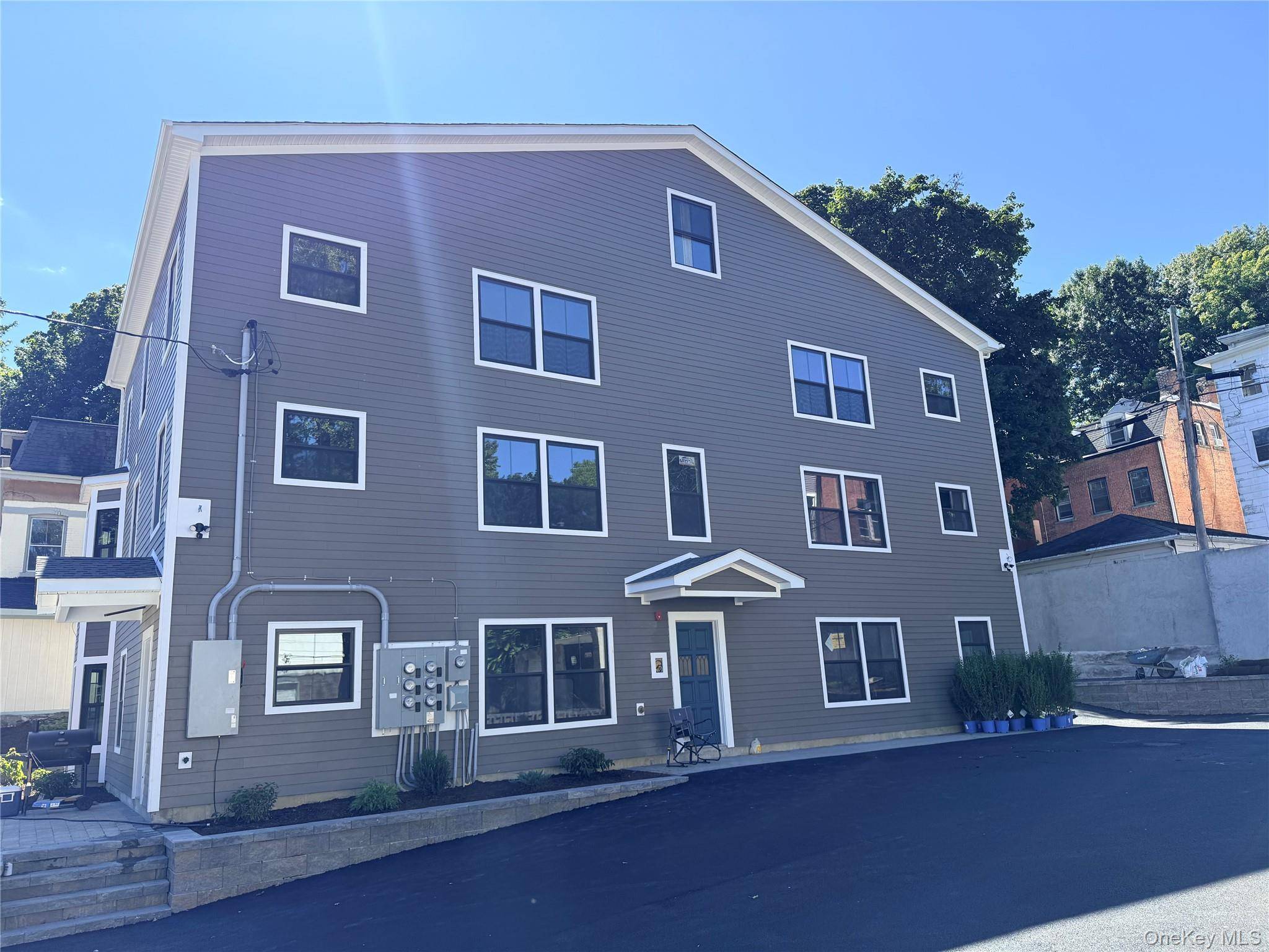 133 N Miller ST #1A, Newburgh, NY 12550