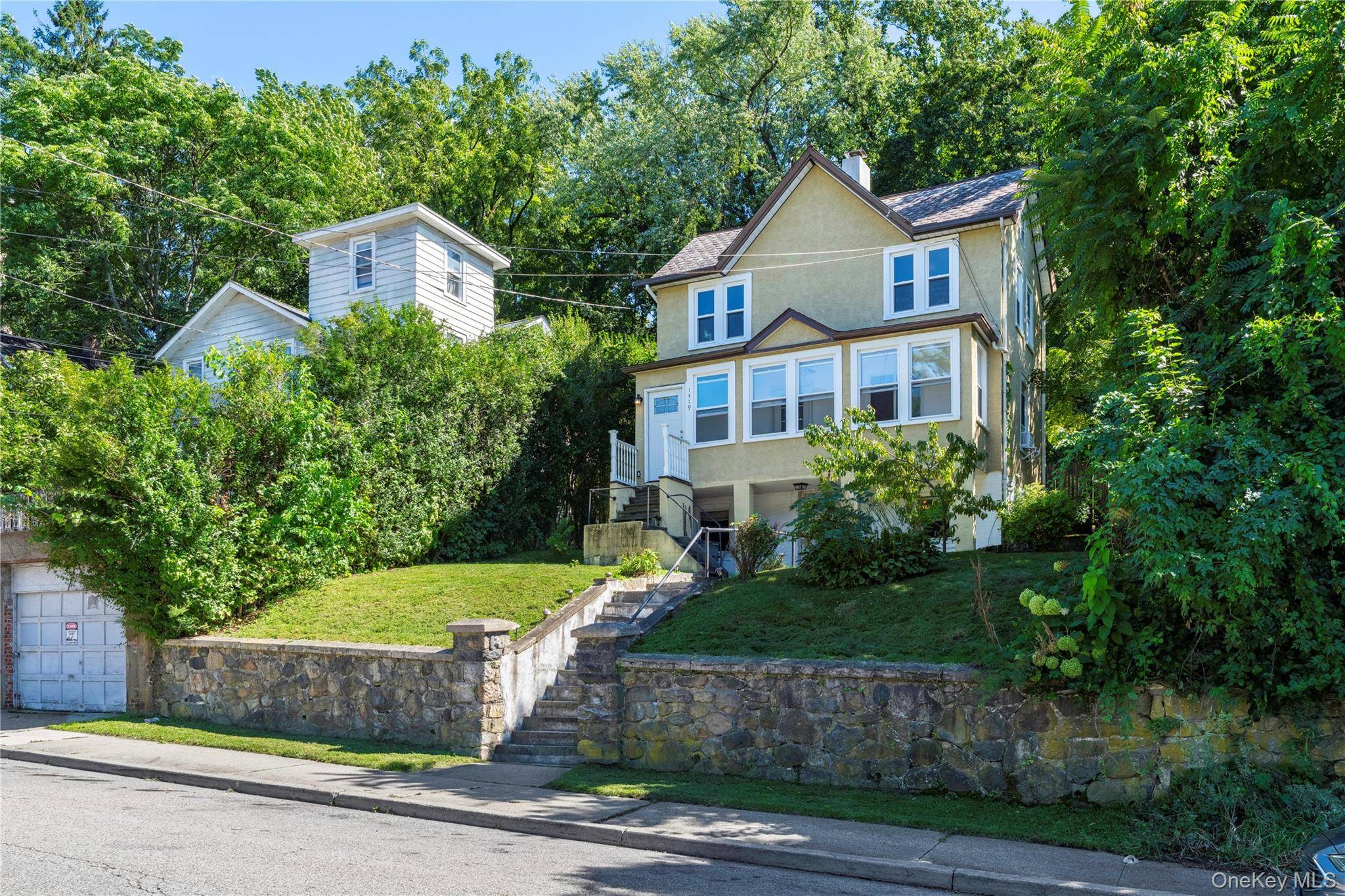 1419 Park ST, Peekskill, NY 10566