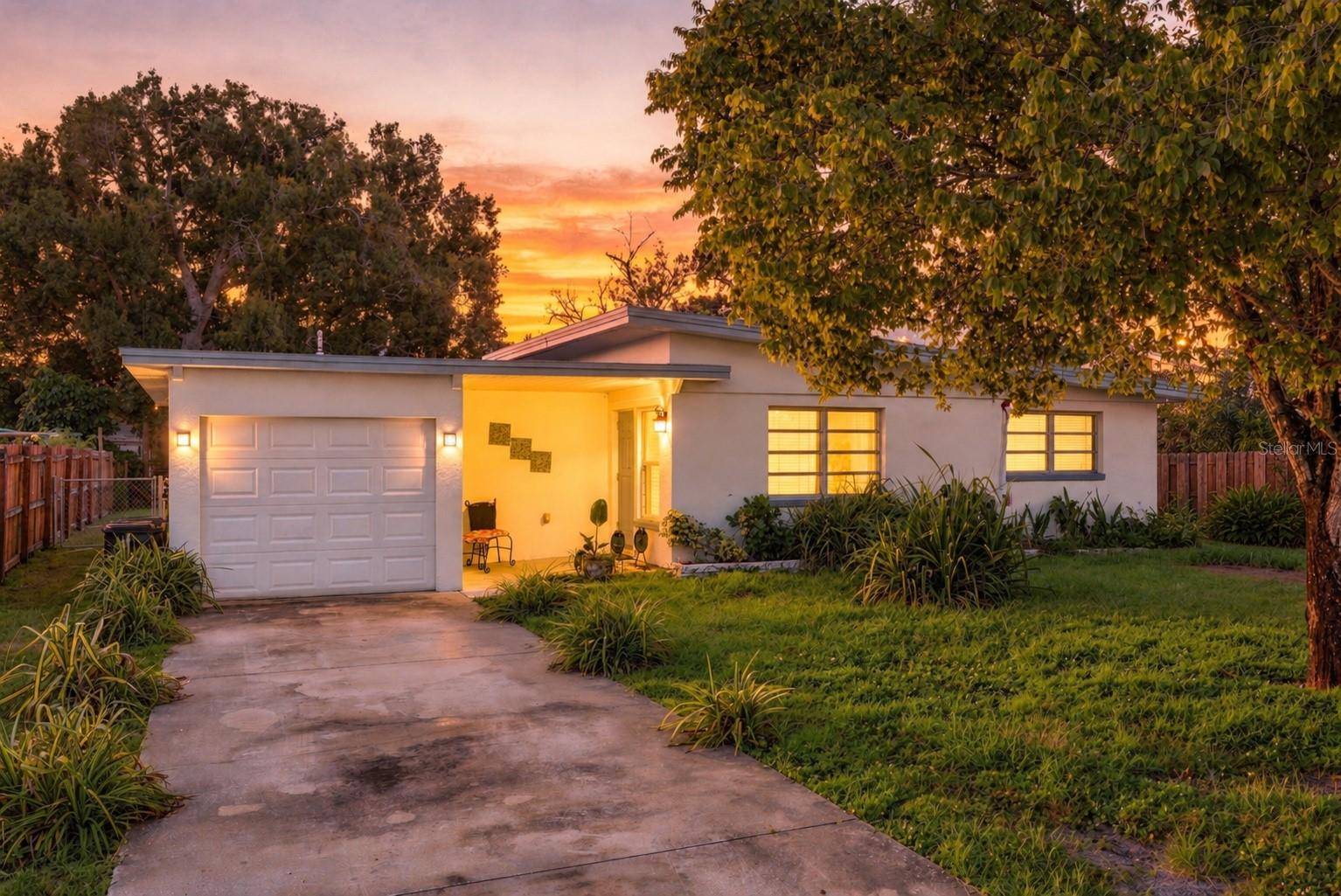 10594 104TH AVE, Largo, FL 33773