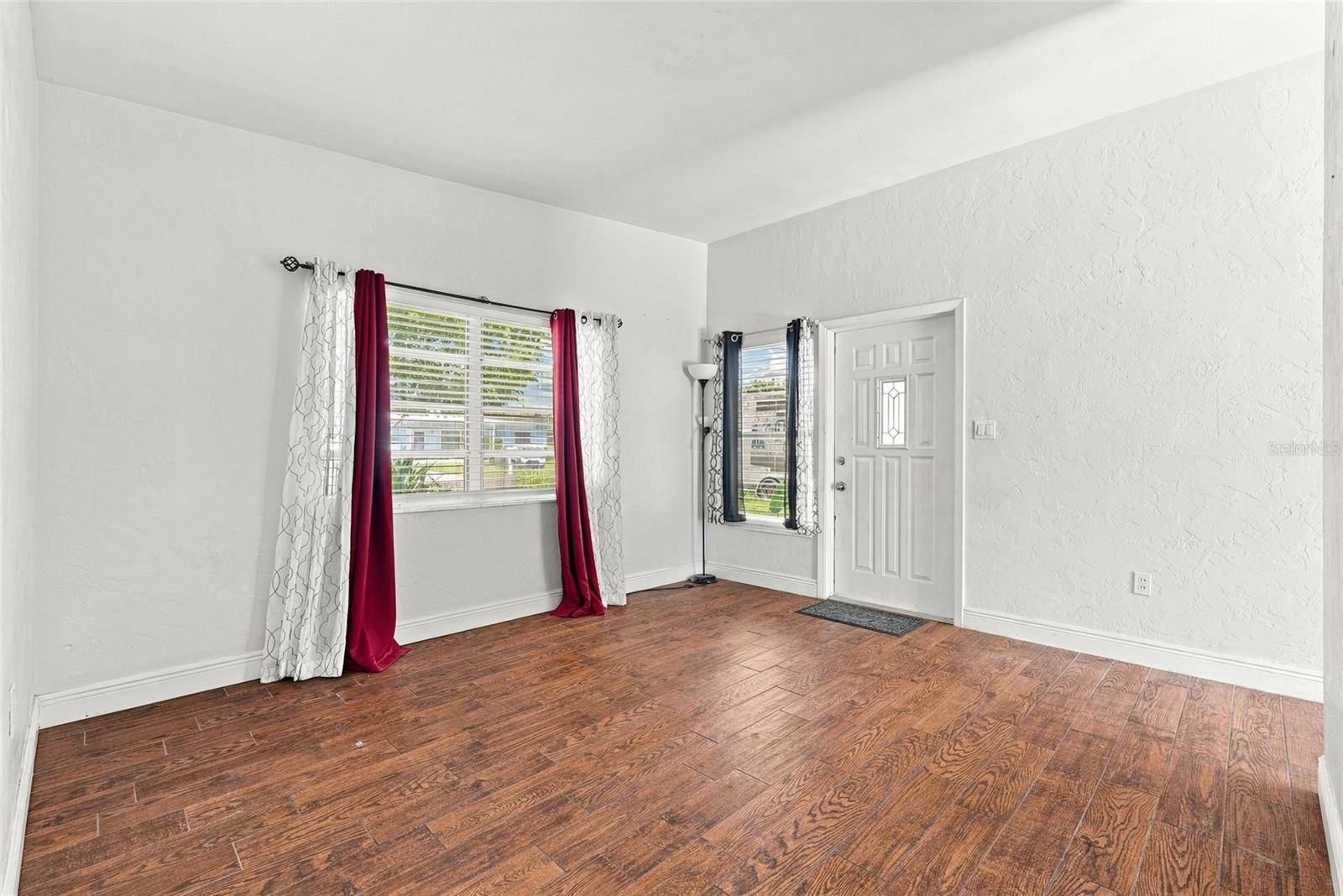 10594 104TH AVE, Largo, FL 33773