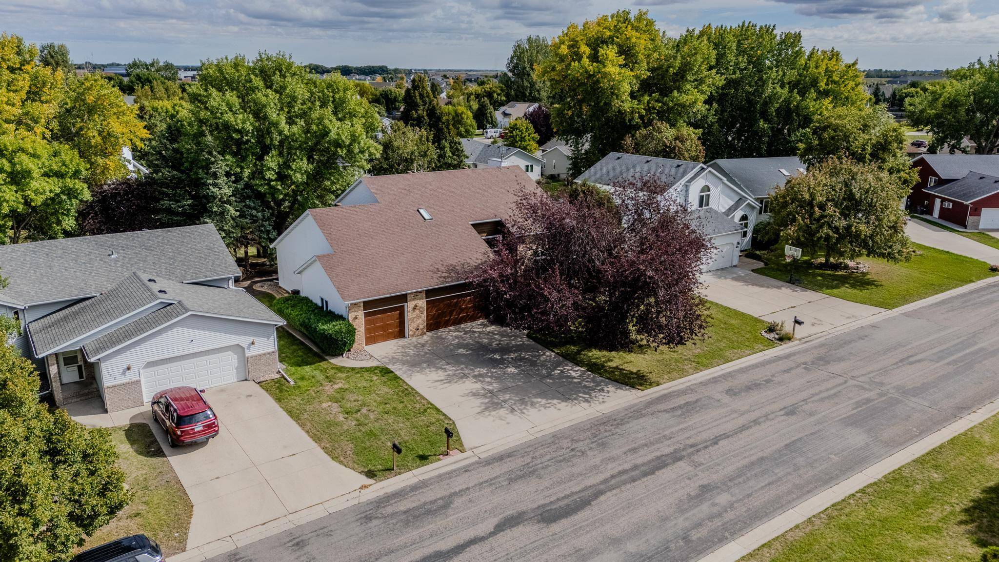 1814 32nd ST S, Moorhead, MN 56560