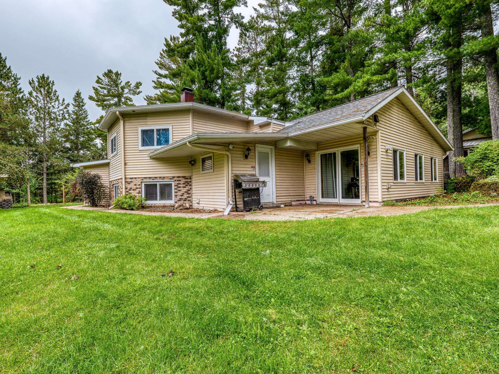 11081 Hillcrest DR NE, Bemidji, MN 56601