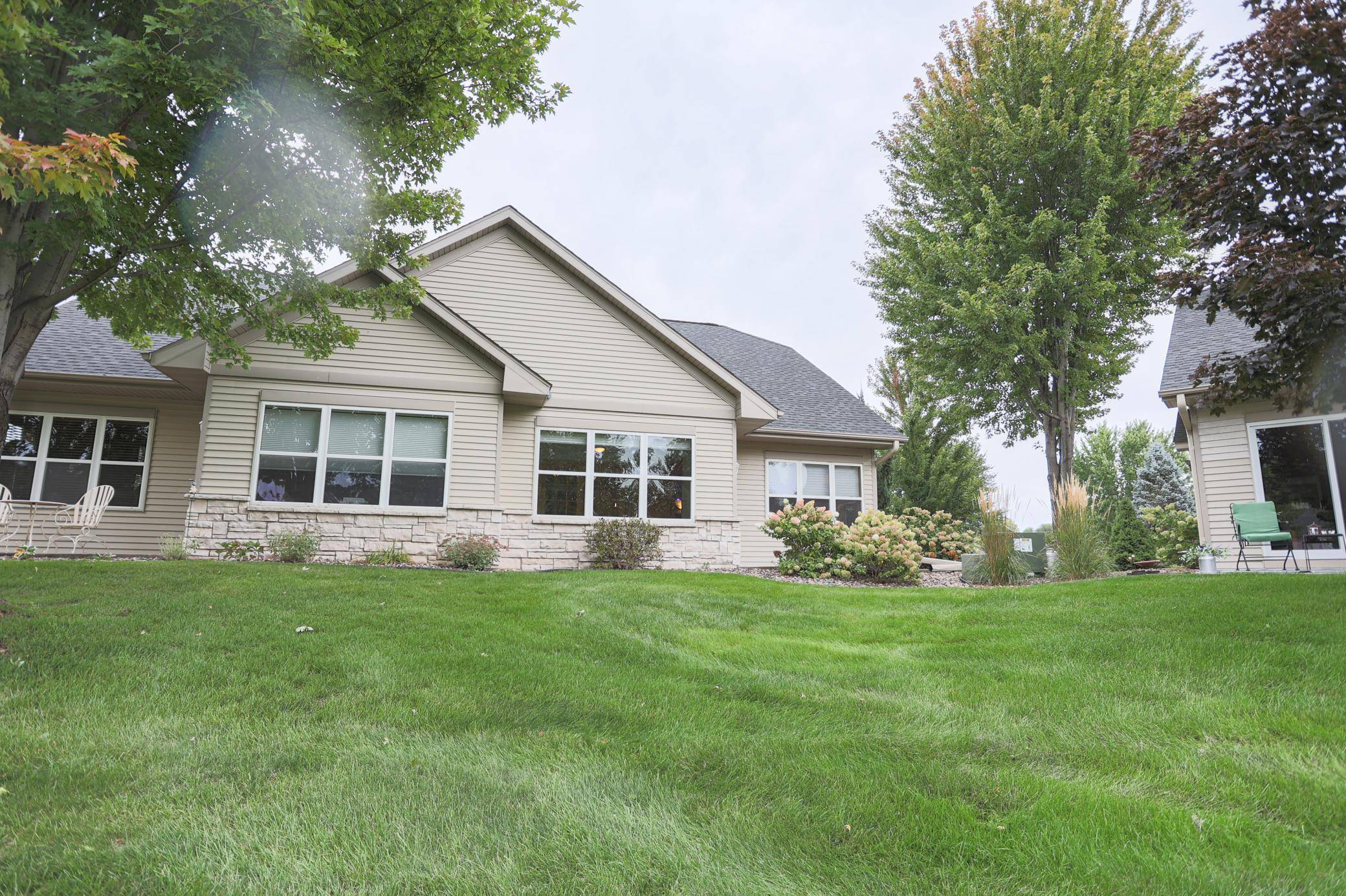 700 Leroy LN #42, River Falls, WI 54022