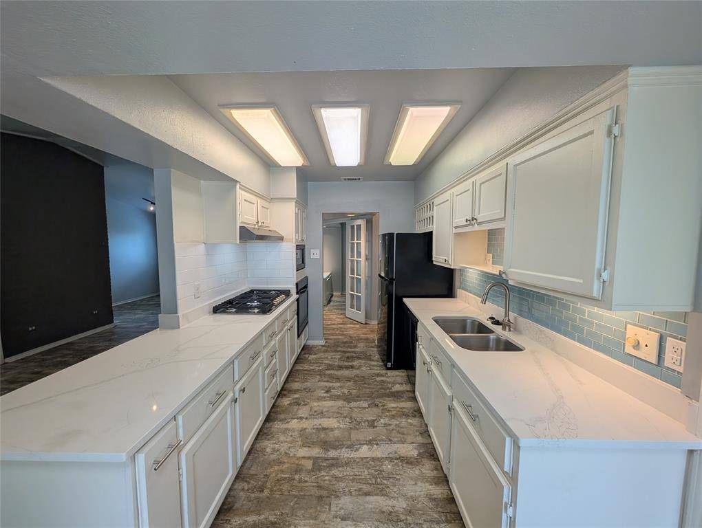 2703 Running Brook Lane, Dallas, TX 75228