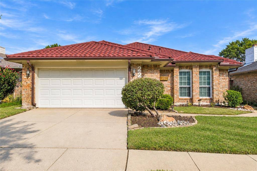 2211 Mediterranean Avenue, Arlington, TX 76011