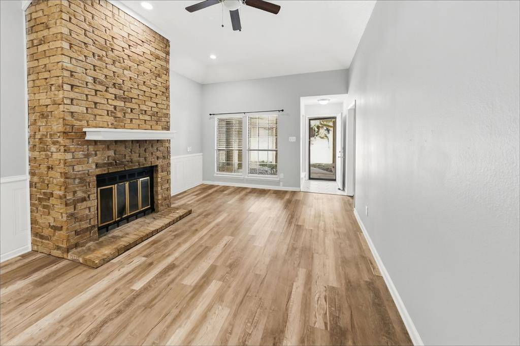 7806 Laver Court, Fort Worth, TX 76112