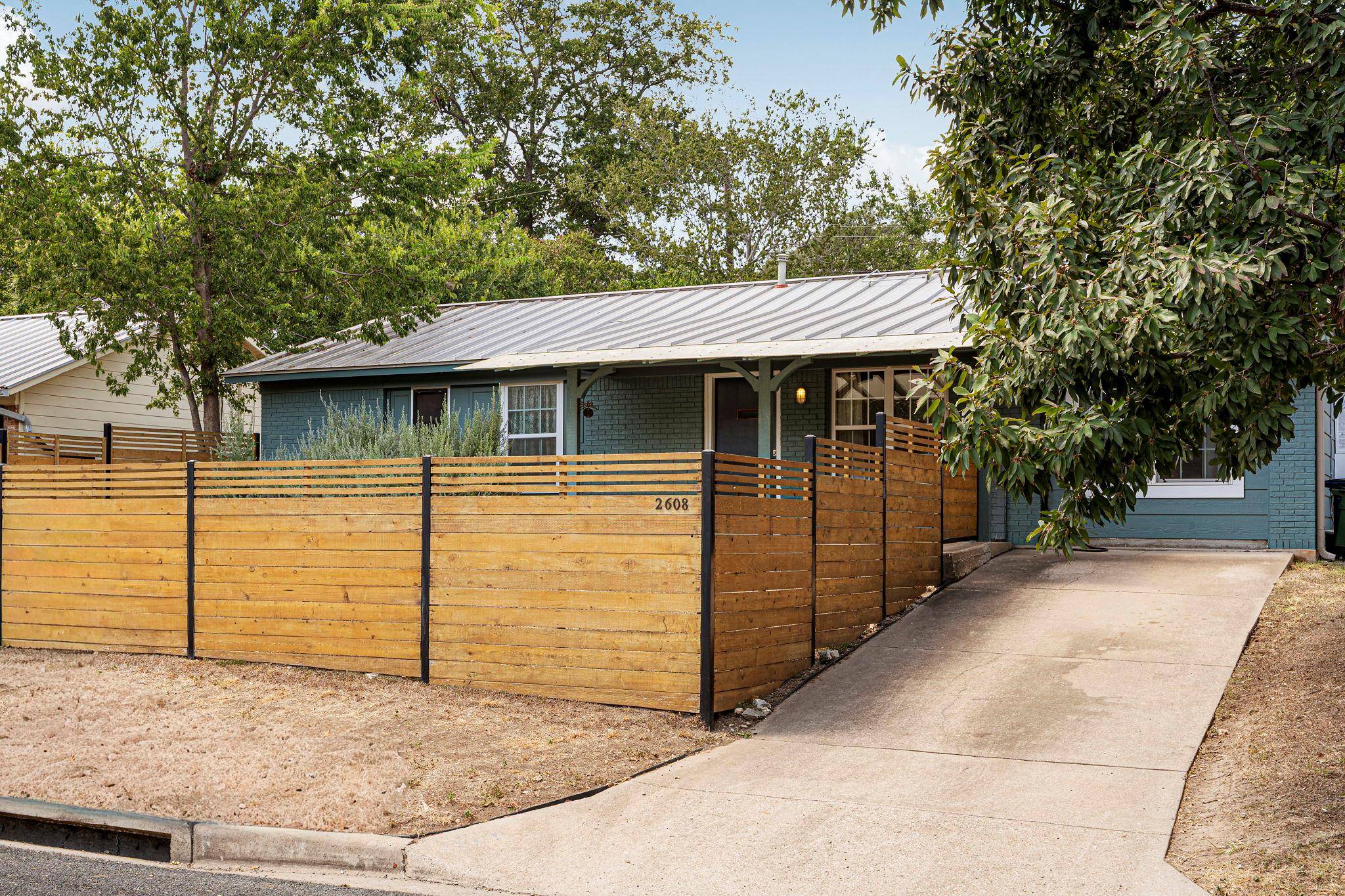 2608 SHERWOOD LN, Austin, TX 78704
