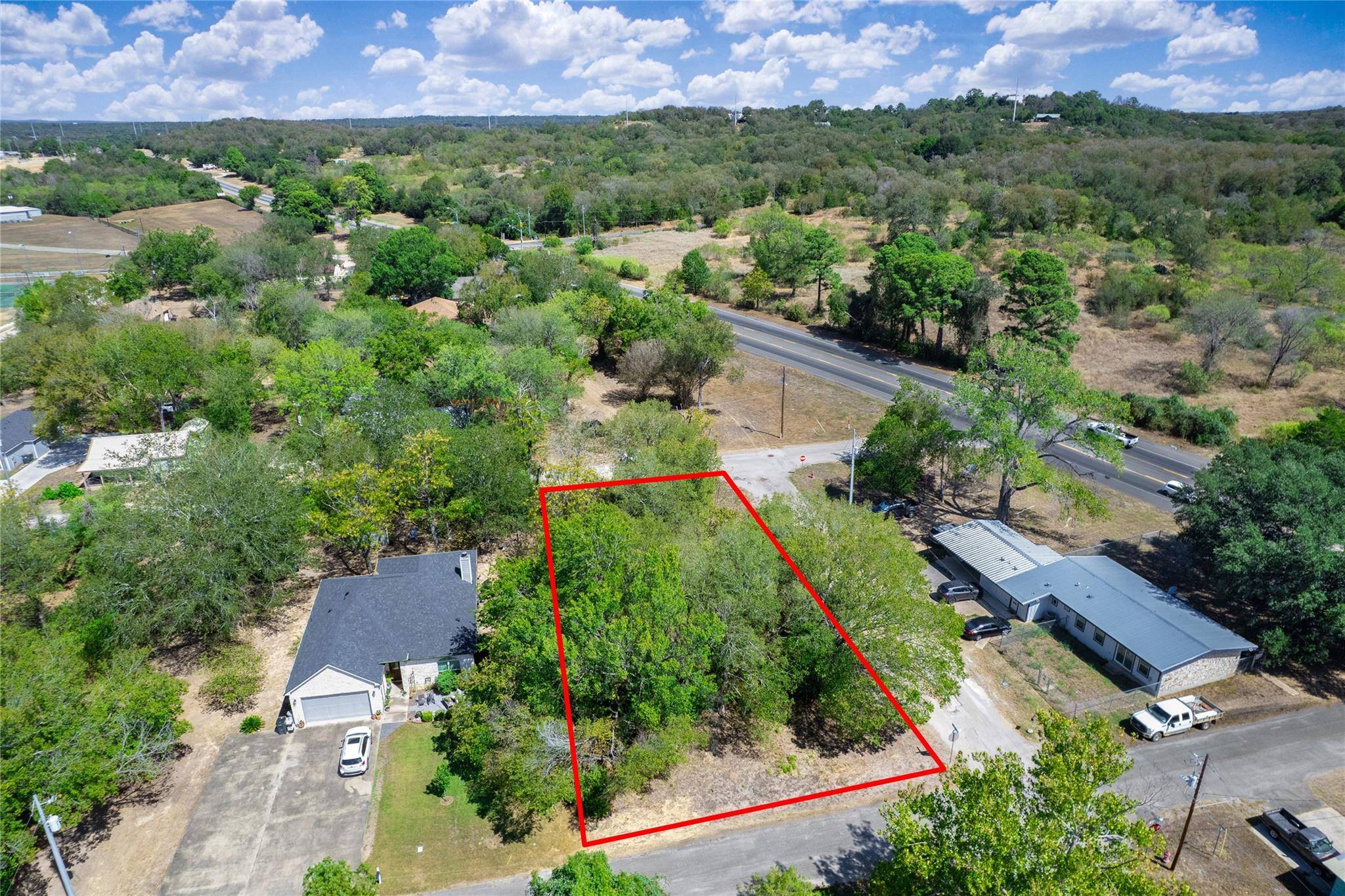 1603 Gordon ST, Bastrop, TX 78602